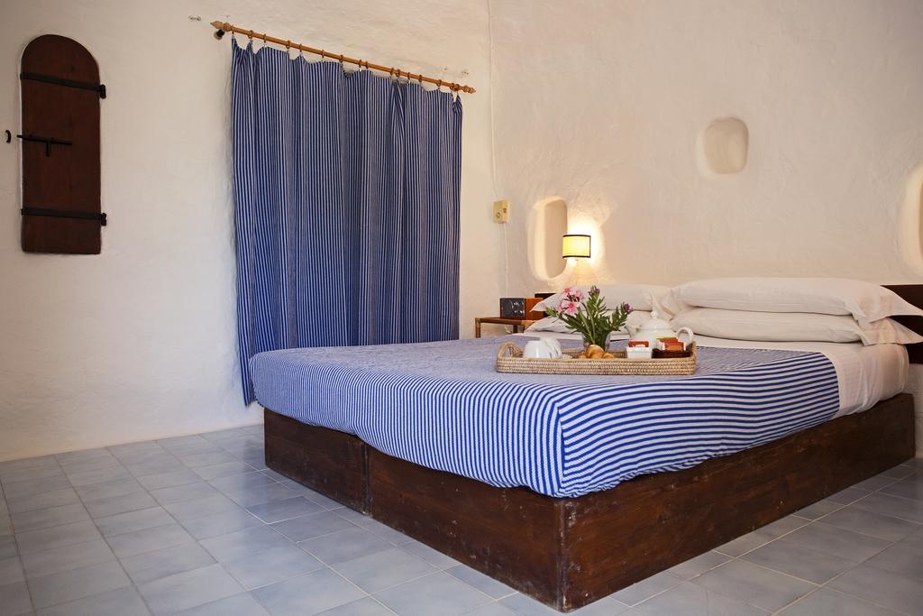 Hotel I Dammusi Di Borgo Cala Creta LMP Habitación foto